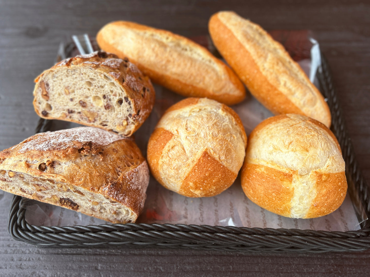 食べ応え抜群!マルコのハード系詰め合わせセット